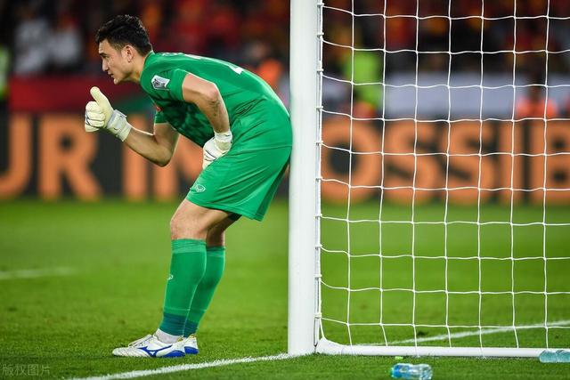 莱万本赛季18场20球 连续14个赛季进球20+